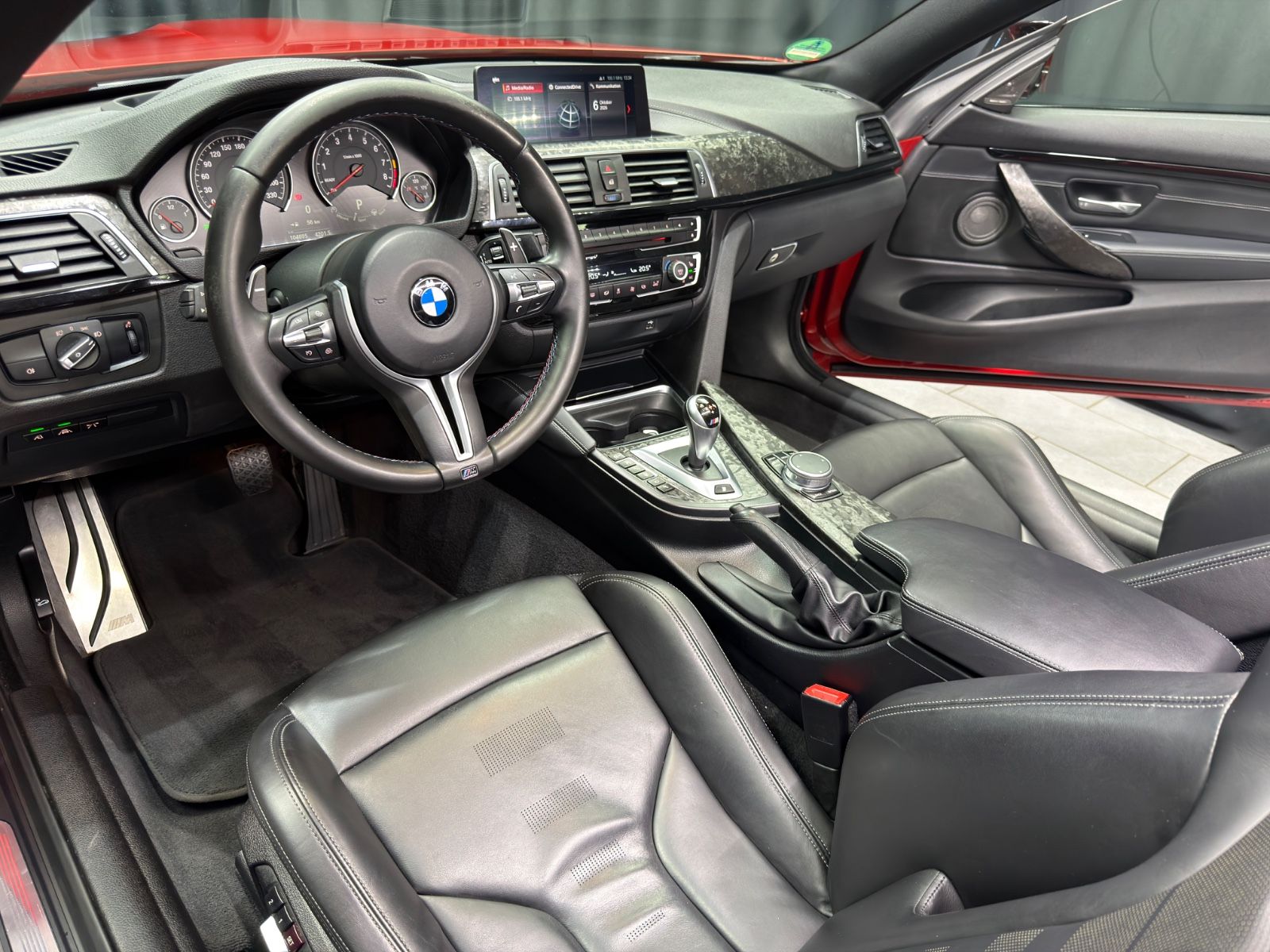 Fahrzeugabbildung BMW M4 Competition Coupe |NGM|LCI|H/K|DE-FZG
