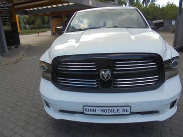 Dodge RAM - 1