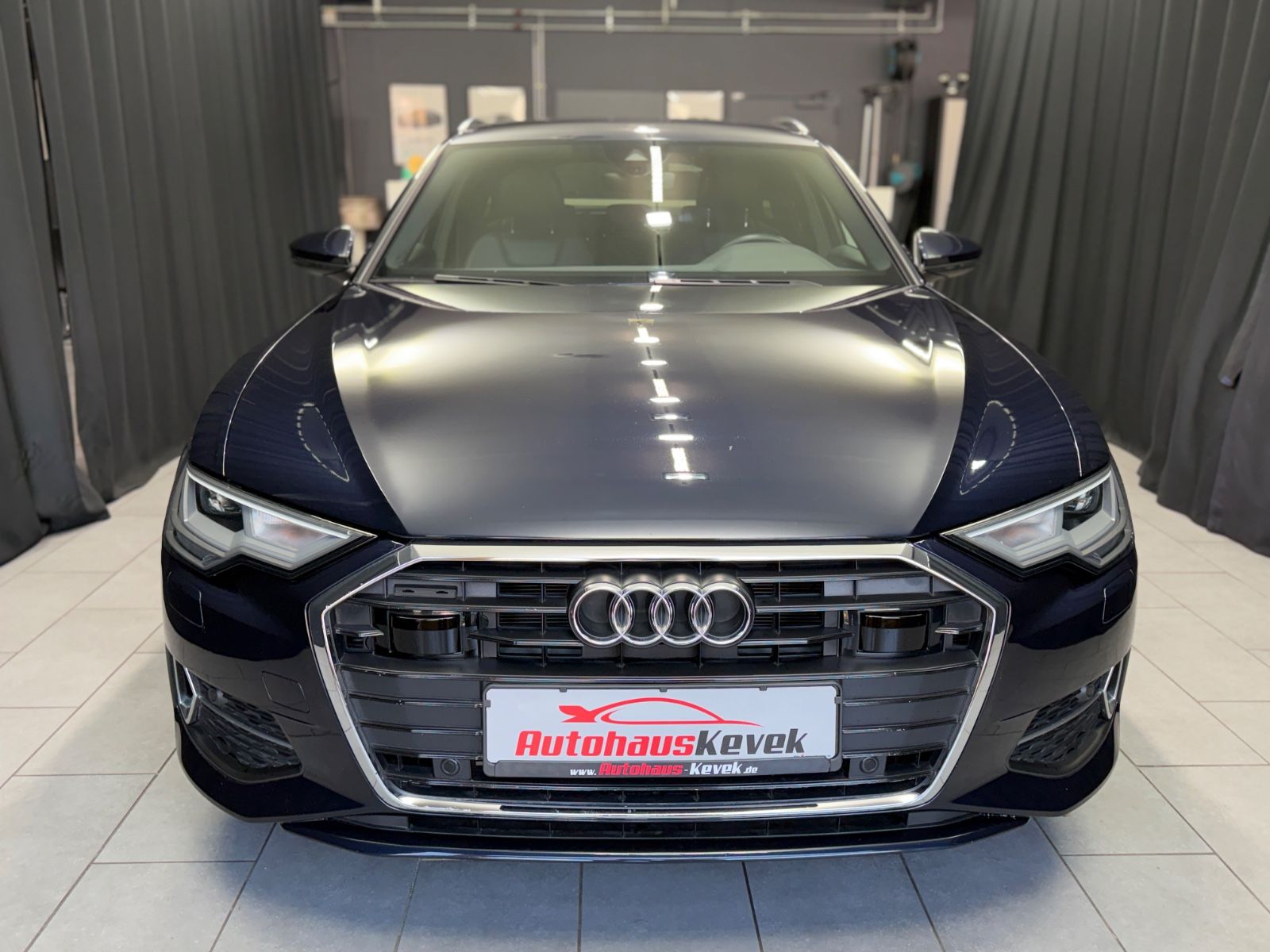 Fahrzeugabbildung Audi A6 Avant 45 TFSI sport|S-TRONIC|LEDER|NAVI|