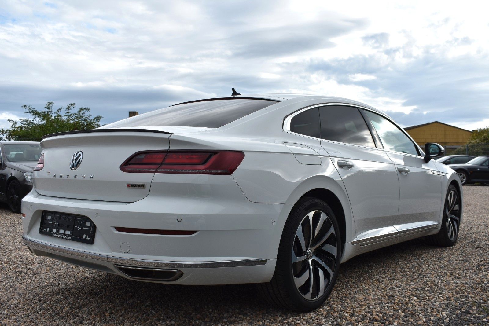 Volkswagen Arteon R-Line 4Motion PANO AHK STH MASAGE DYNAUD foto 3