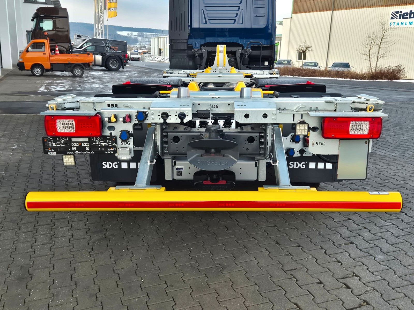 Fahrzeugabbildung Iveco S-Way AS260S50Y/FS CM 6x2 BDF Standklima 2xAHK