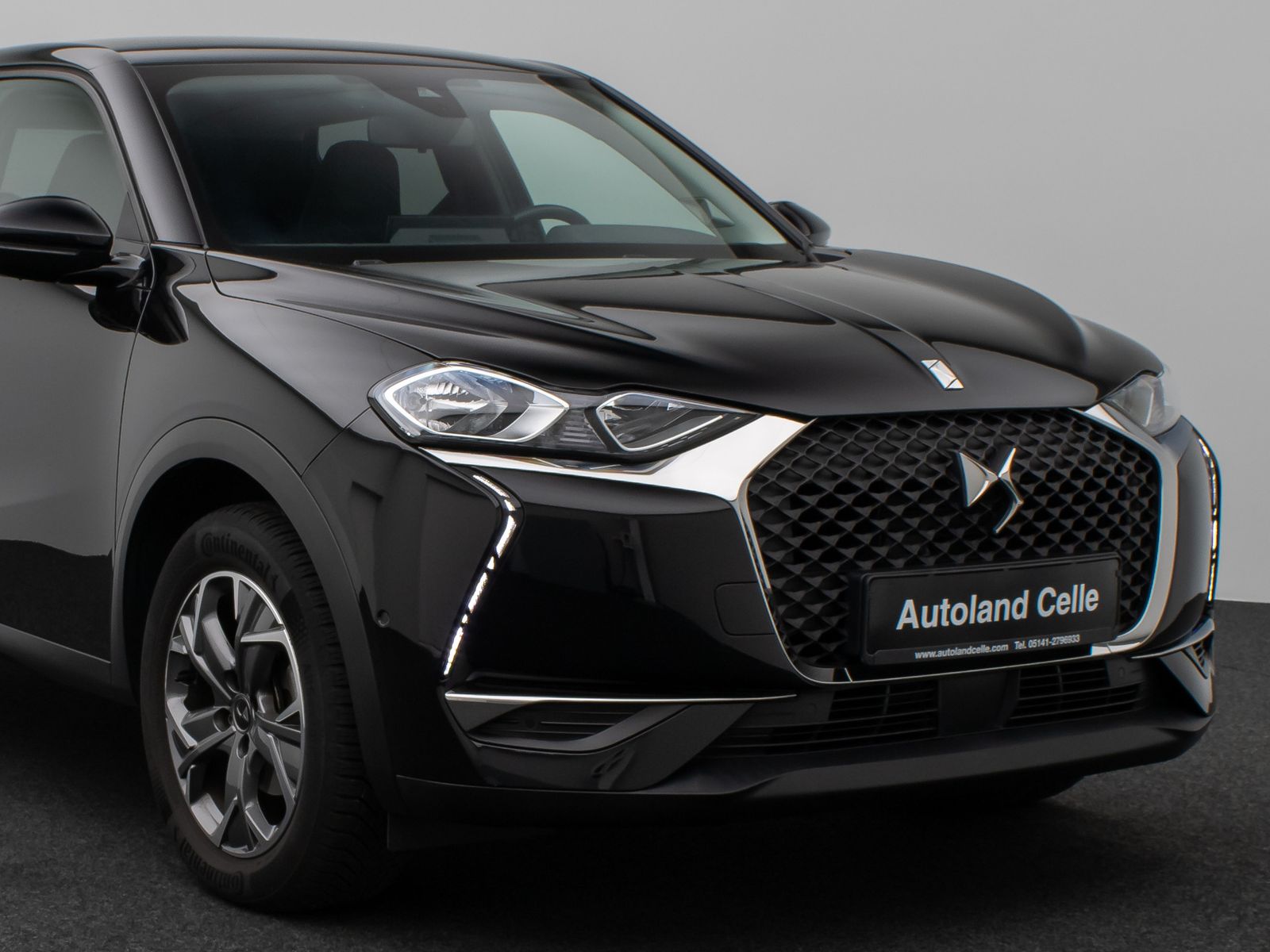 Fahrzeugabbildung DS Automobiles DS3 Crossback Faubourg Kamera Navi Sitzhzg