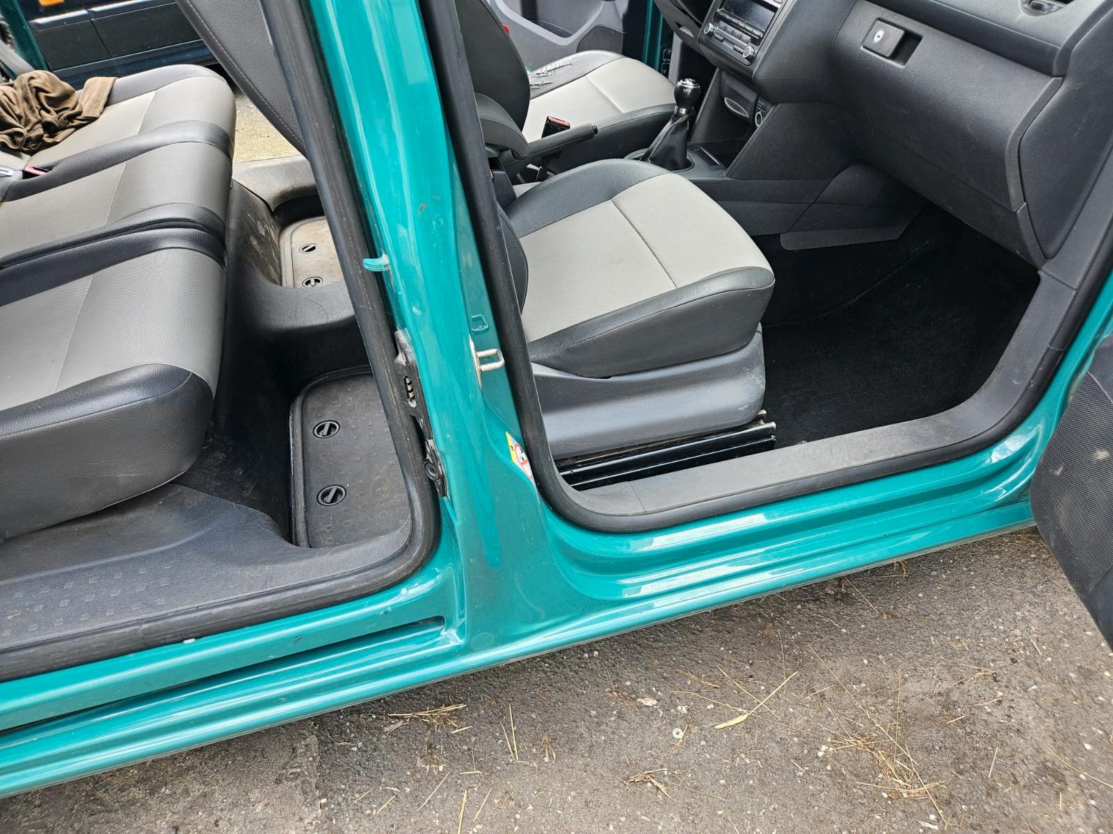 Volkswagen Caddy Maxi 8Sitze 4Motion Klima