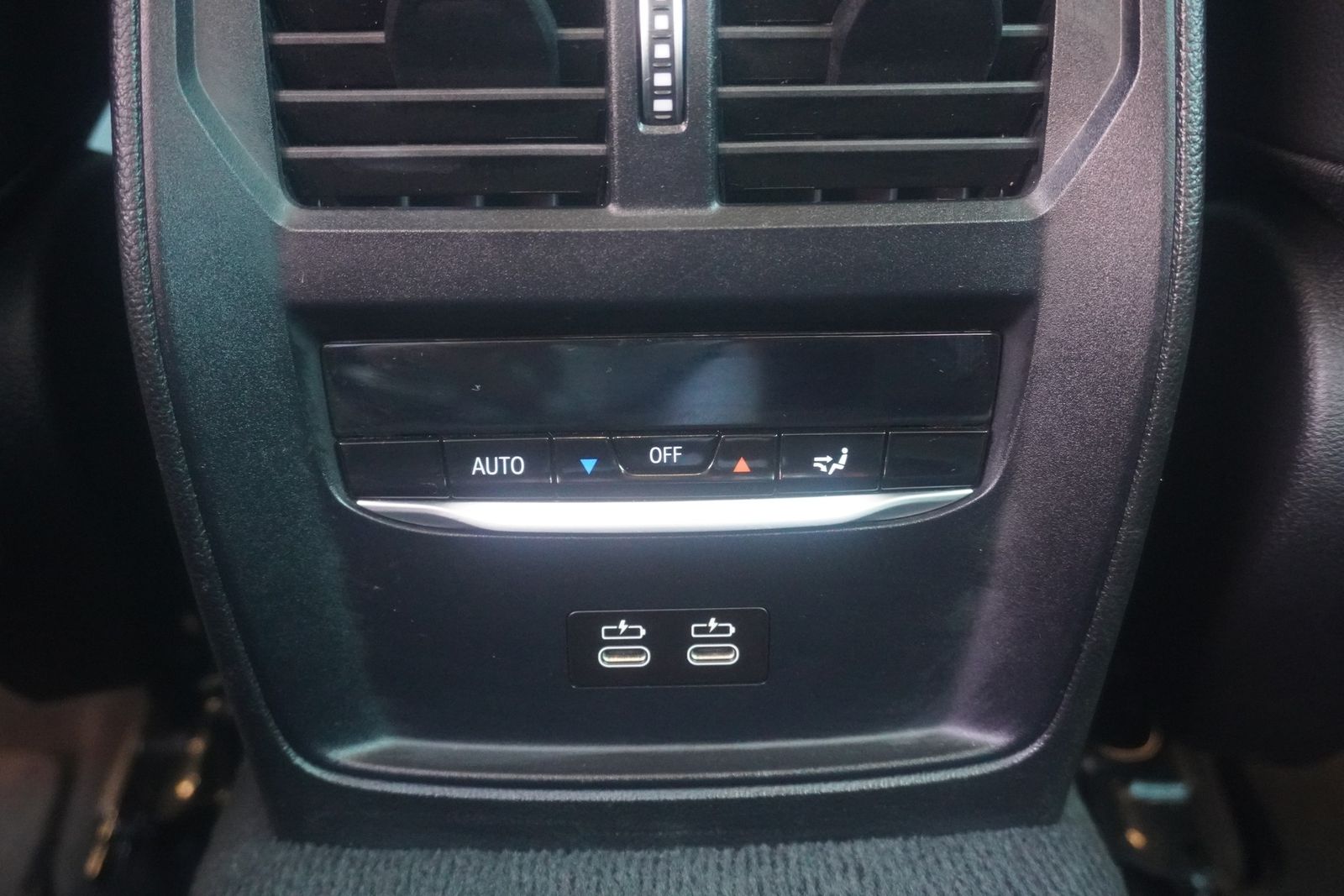 BMW 320e Advantage LED ACC Totwinkel Keyless-Go Navi foto 14