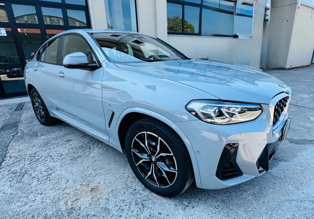 Image of BMW X4