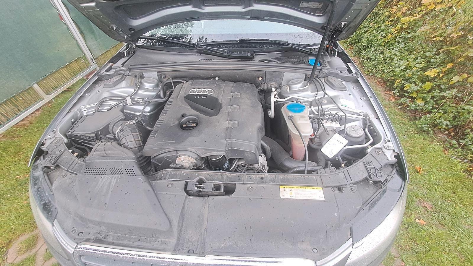 Audi A4 2010 — photo 5