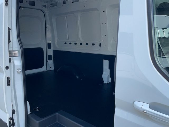 Maxus Deliver 9 Kasten L3H2 Luxury *2xPDC*CAM*LED*TEL*