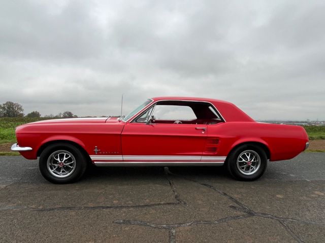 Ford 1967 Mustang Coupe Original V8  Absoluter...