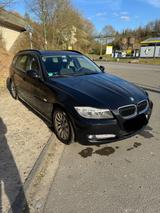 BMW 318i Touring E91 - BMW 318: 318i E91