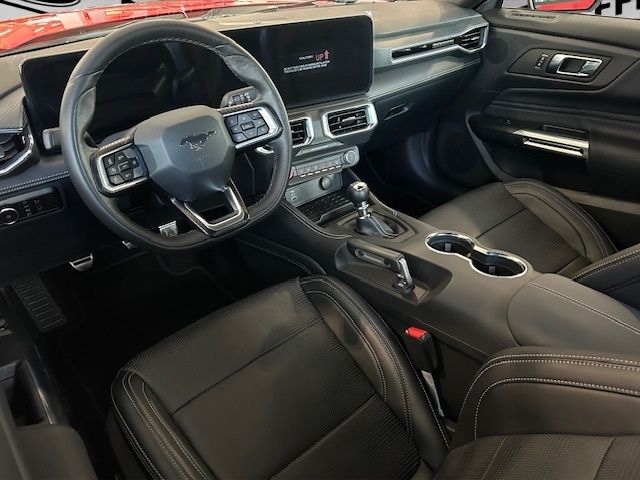 Fahrzeugabbildung Ford Mustang Fastback 5.0 Ti-VCT V8 328 kW GT