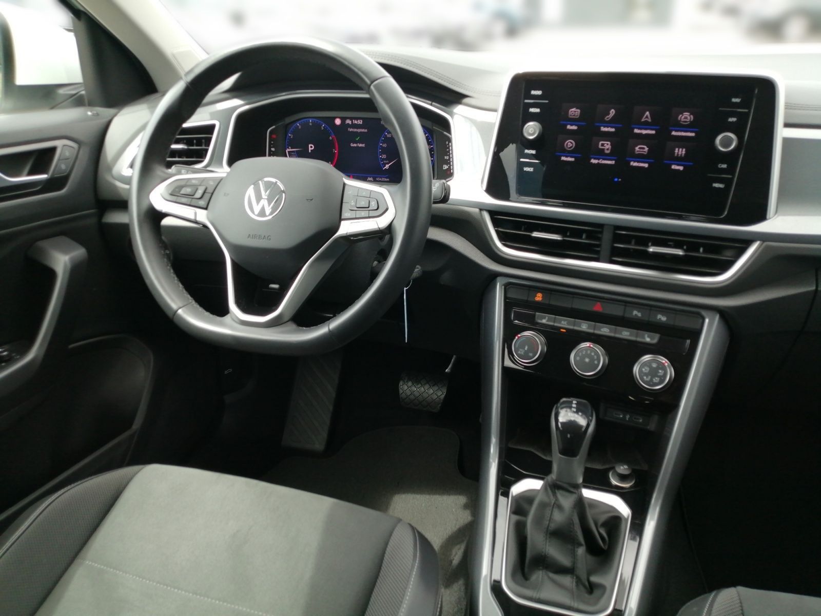 Volkswagen T-Roc - Bild 12