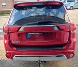 Mitsubishi Outlander 2.4 MIVEC PLUG-IN HYBRID 4WD Top Top - Mitsubishi Outlander von privat