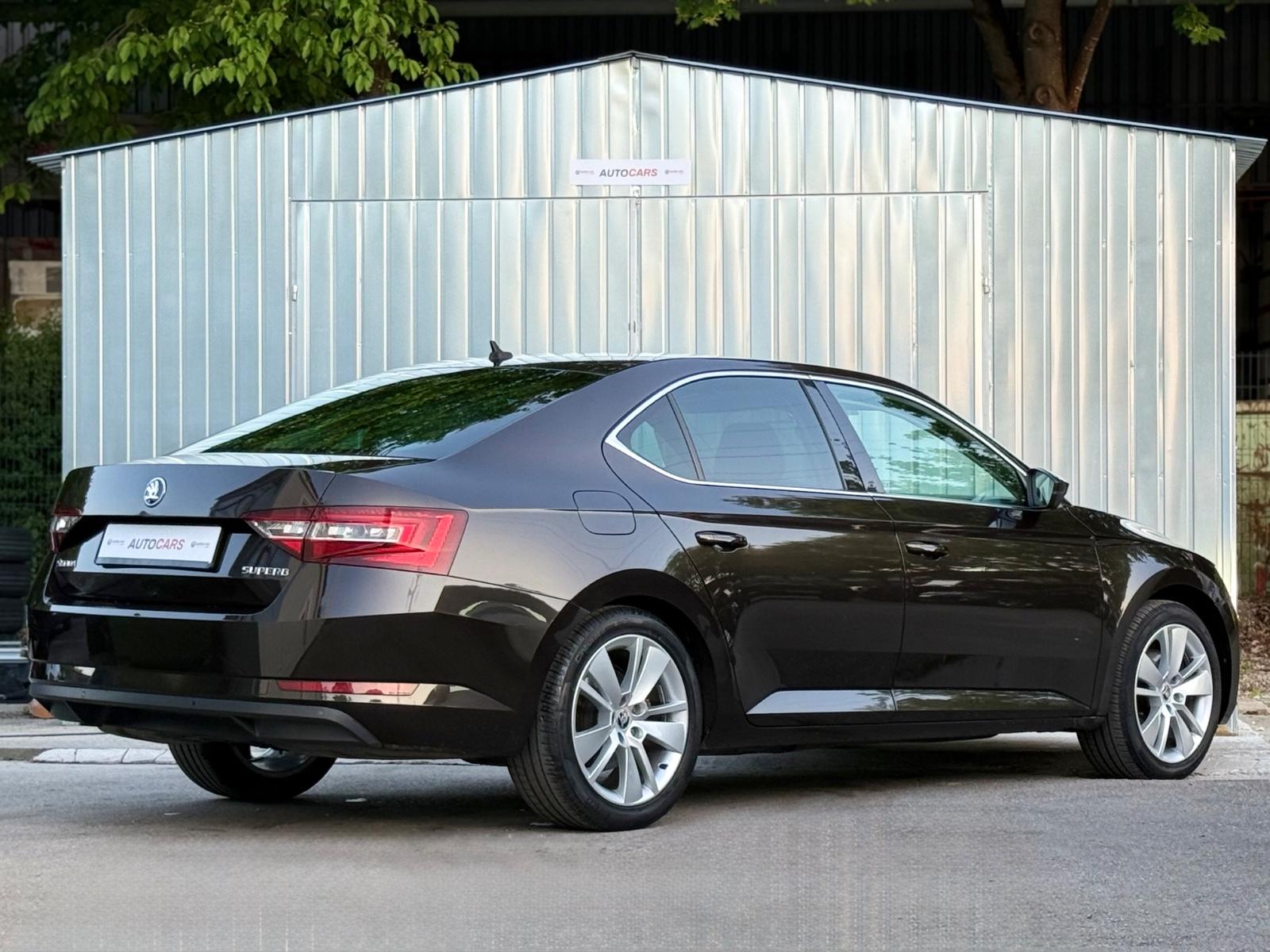 Skoda Superb Lim. Ambition/NAVI/TEMP/PDC/BI-XENON