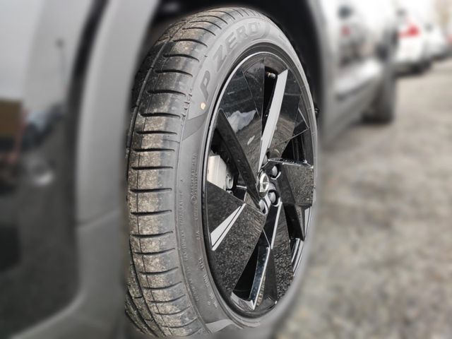 VOLVO EX40 (Bild 10 von Array)