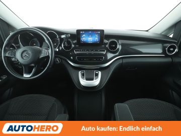 Mercedes V 220 - 12