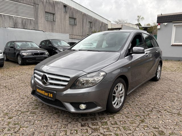 Mercedes-Benz B 180 B -Klasse B 180 KLIMAAUT. NAVI PDC ALU