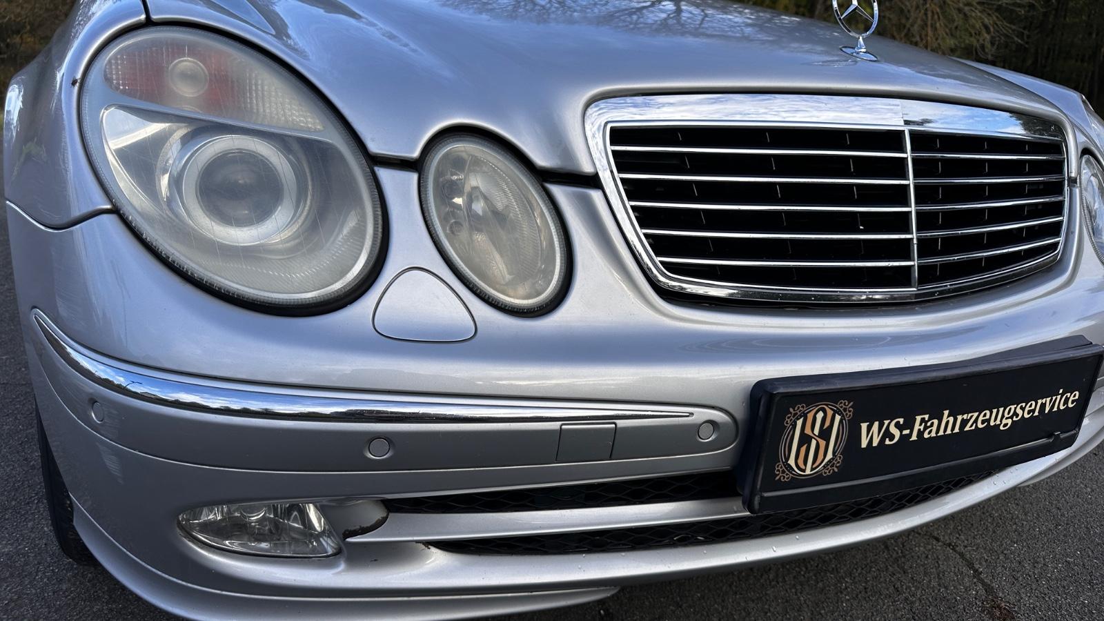 Mercedes-Benz E240 2005 — photo 33