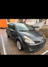 Renault clio 1.4 (TÜV) - Renault Clio: Sportwagen