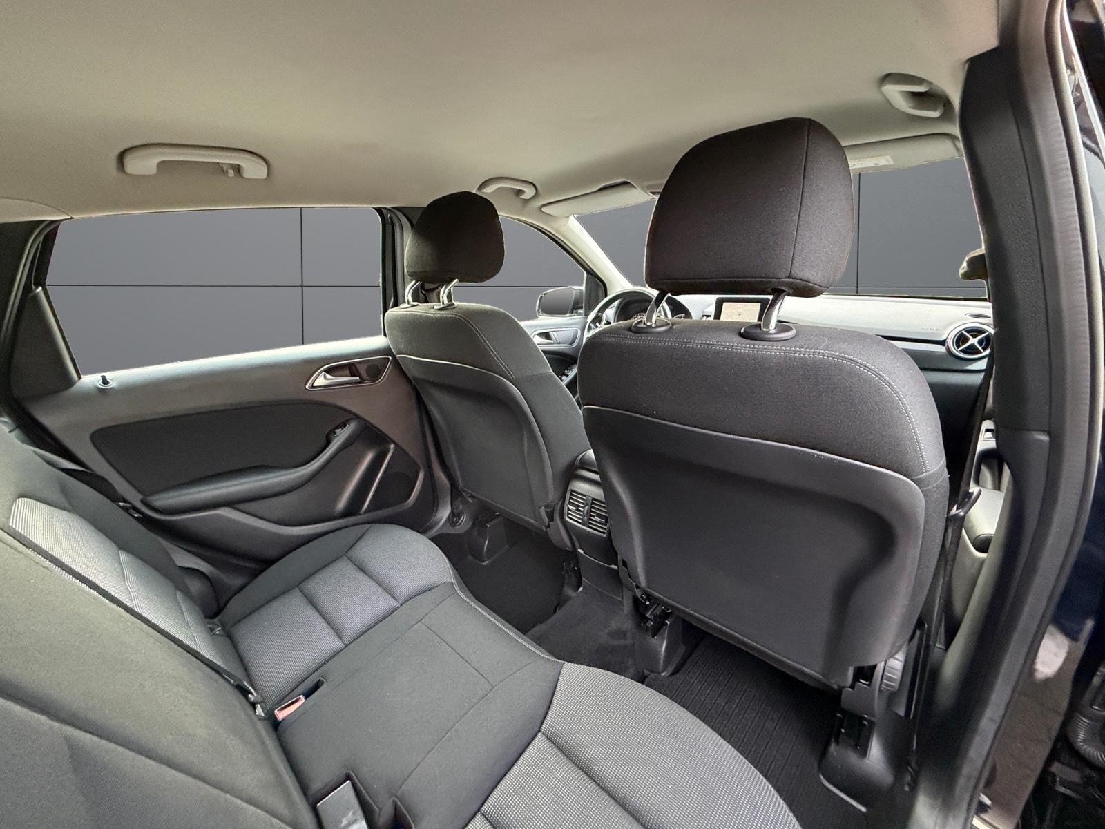Mercedes-Benz B 180 Sports Tourer, AHK