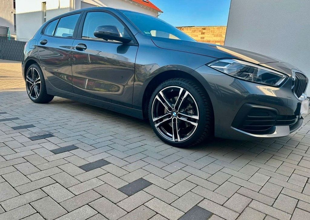 Image of BMW 118