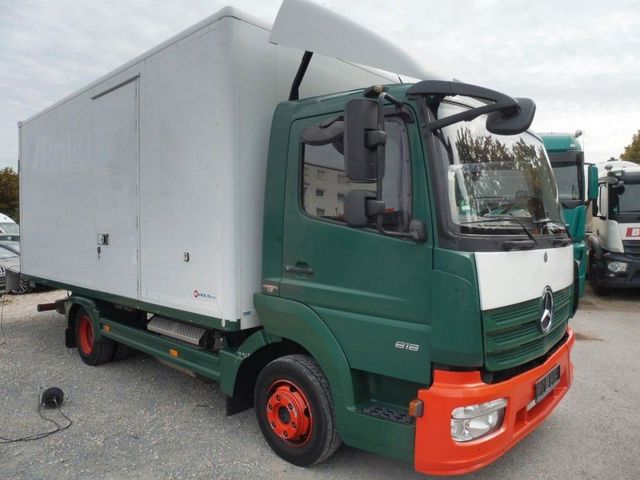 Mercedes-Benz 2xAtego 3 816 4x2 Koffer mit Hebebühne