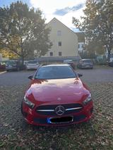 Mercedes-Benz A 180 MBUX/LED/RFK/AHK/Ambient/Sportsitze