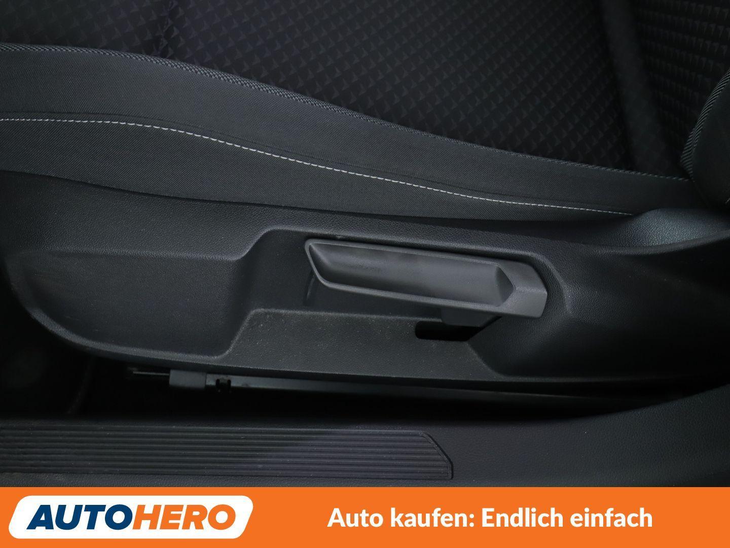Volkswagen Golf VIII 1.5 TSI ACT Active*NAVI*VC*ACC*, миниатюра 25