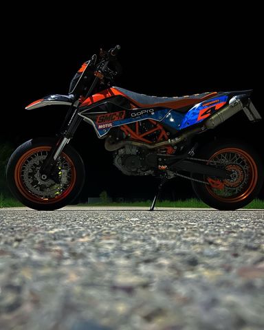 KTM SMCR 690