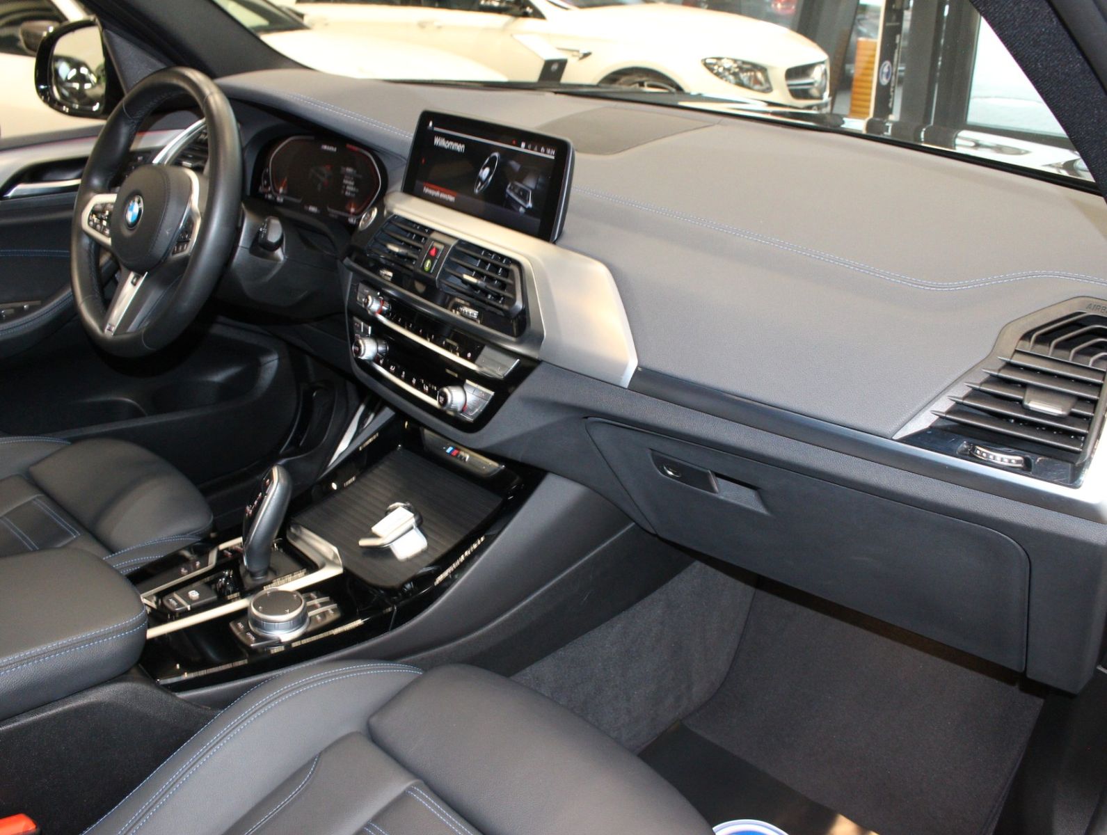 Fahrzeugabbildung BMW X3 M40d xDrive Standhzg.*Pano*LED*el. AHK*VOLL