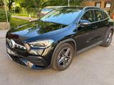 Mercedes-Benz GLA 180 DCT - AMG Line Automatik Werksgarantie - Mercedes-Benz GLA 180 in Hamburg