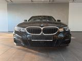 BMW 320 3 Limousine 320 i xDrive M Sport - BMW 320 Limousine 320i xdrive mit Benzin-Antrieb