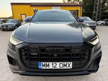 Audi Q8 - 7