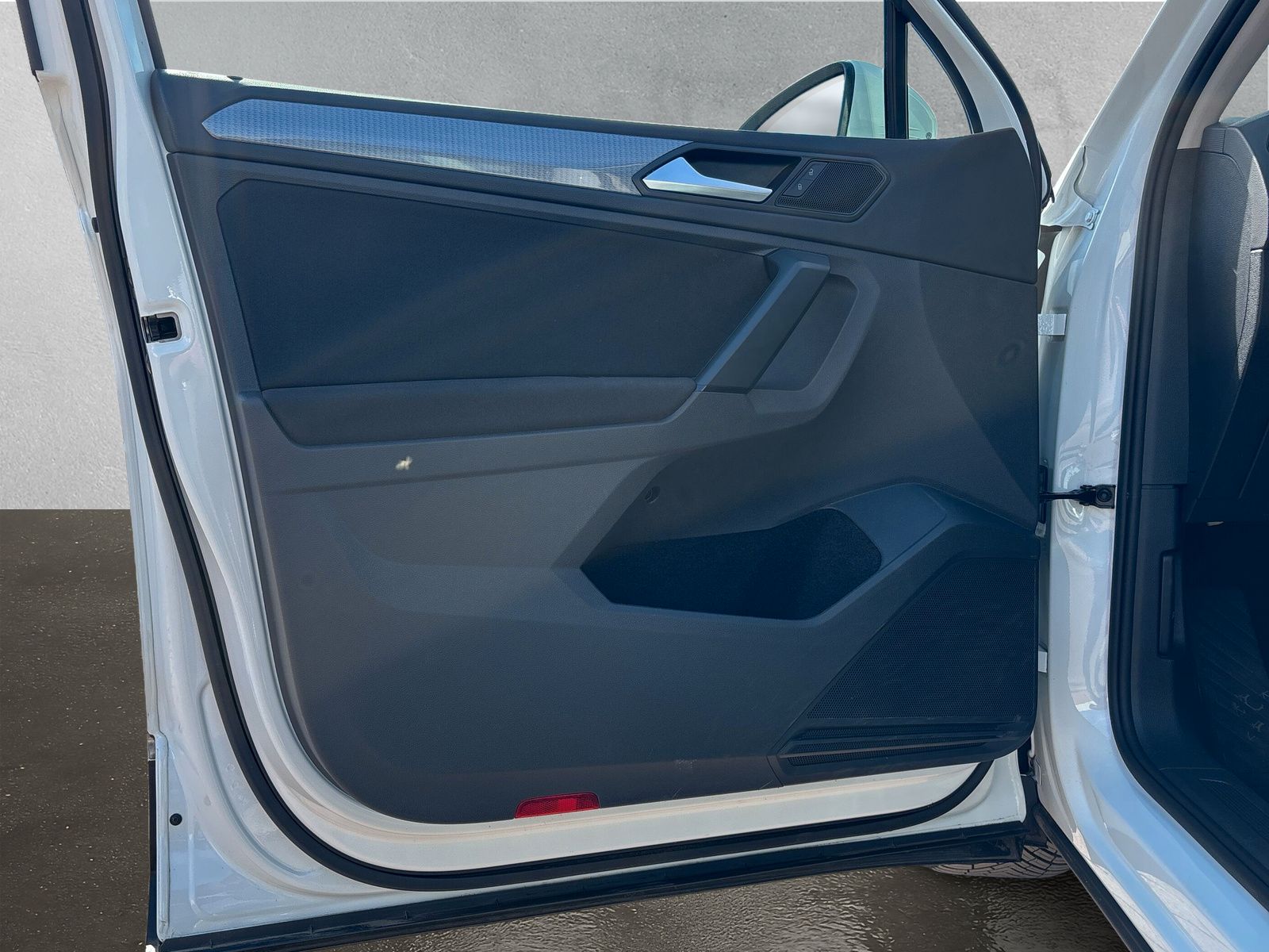 Fahrzeugabbildung Volkswagen Tiguan Life 1.5 TSI Matrix-LED RFK