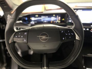 Fotografie 17 des Opel Grandland (X) Grandland Plug-in-Hybrid 1.6 DI Automatik GS