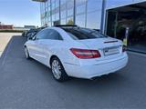 Mercedes-Benz E 250 Coupe CGI Automatik Navi Pano SHZ - Mercedes-Benz E 250: Coupe