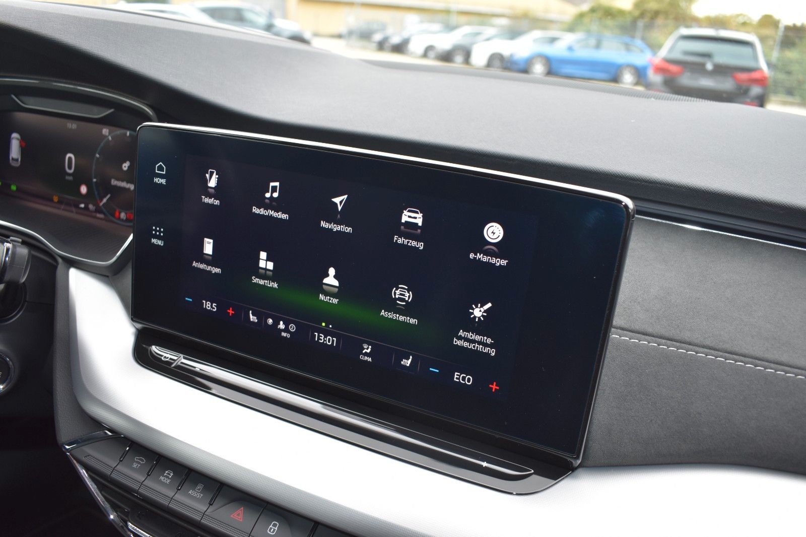 Fahrzeugabbildung SKODA Octavia Combi Style iV