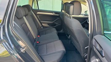 Volkswagen Passat Variant - 9