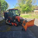 Kubota B2530HDB/NUR 463Std./Schneepfl., Klima/Mäher TOP - Offers matching your search criteria