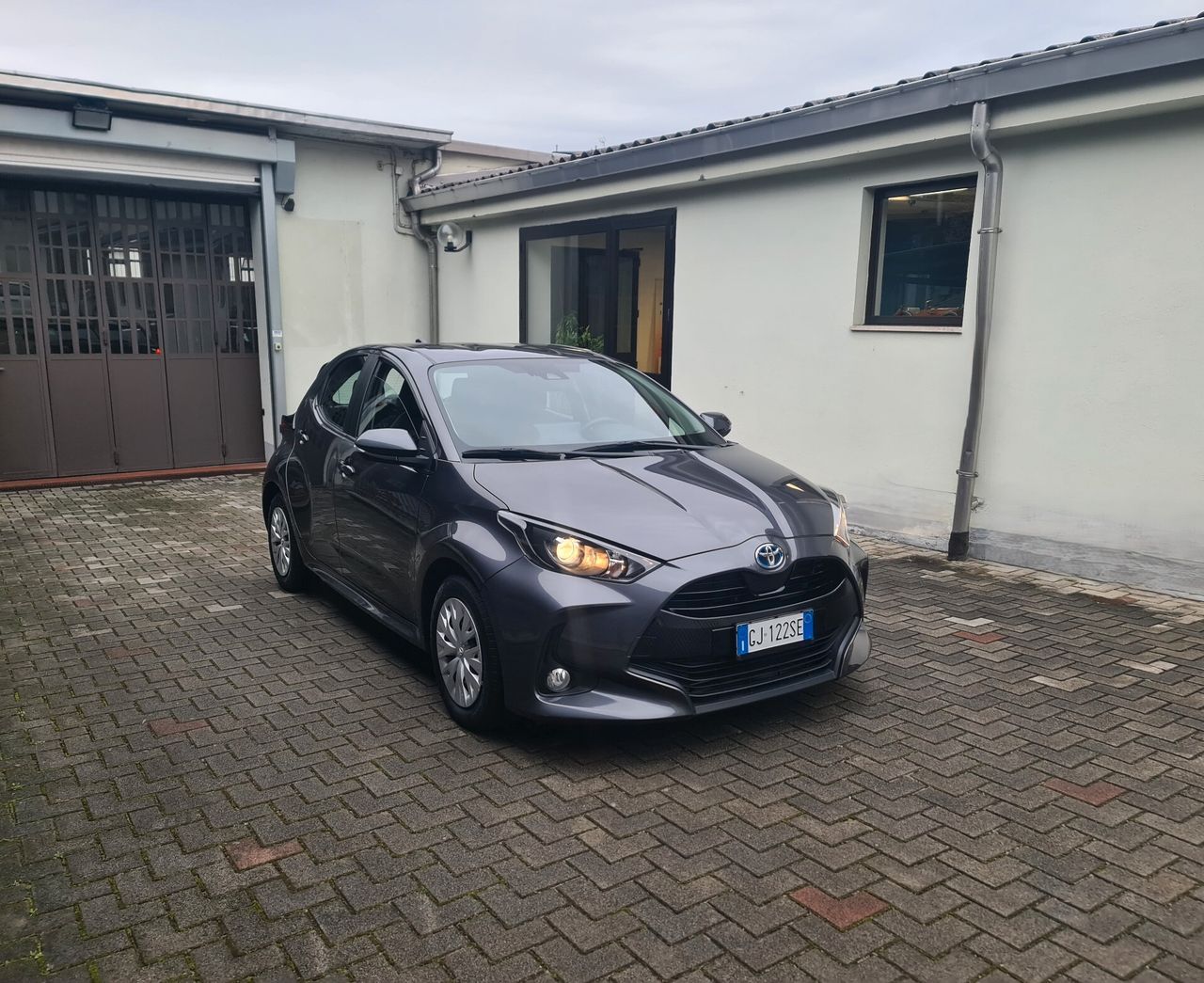 Toyota Yaris - 1