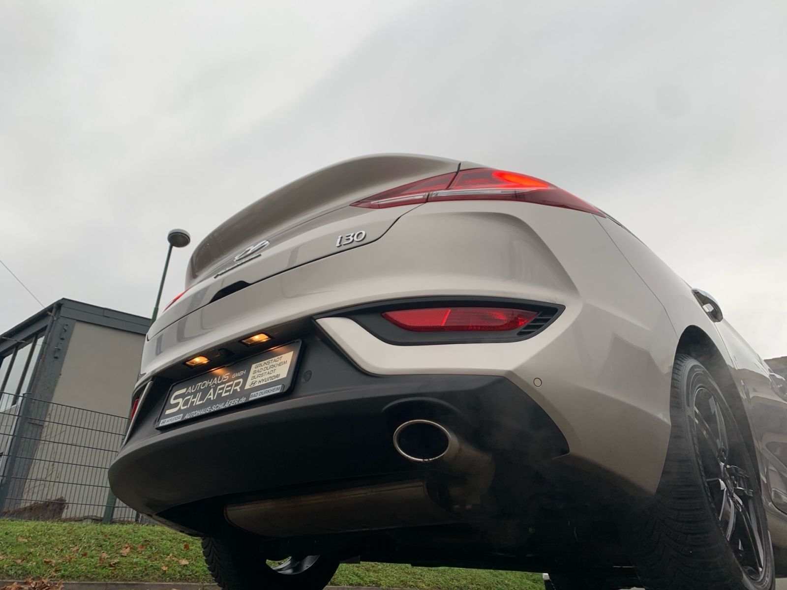 Fahrzeugabbildung Hyundai i30 Fastback 1.4 T-GDI Premium Navi Pan.Dach