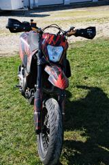 KTM 690smc r - KTM SM R