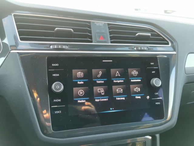 Tiguan Active 2.0 TDI AHK Navi  Carplay BT PDCv+