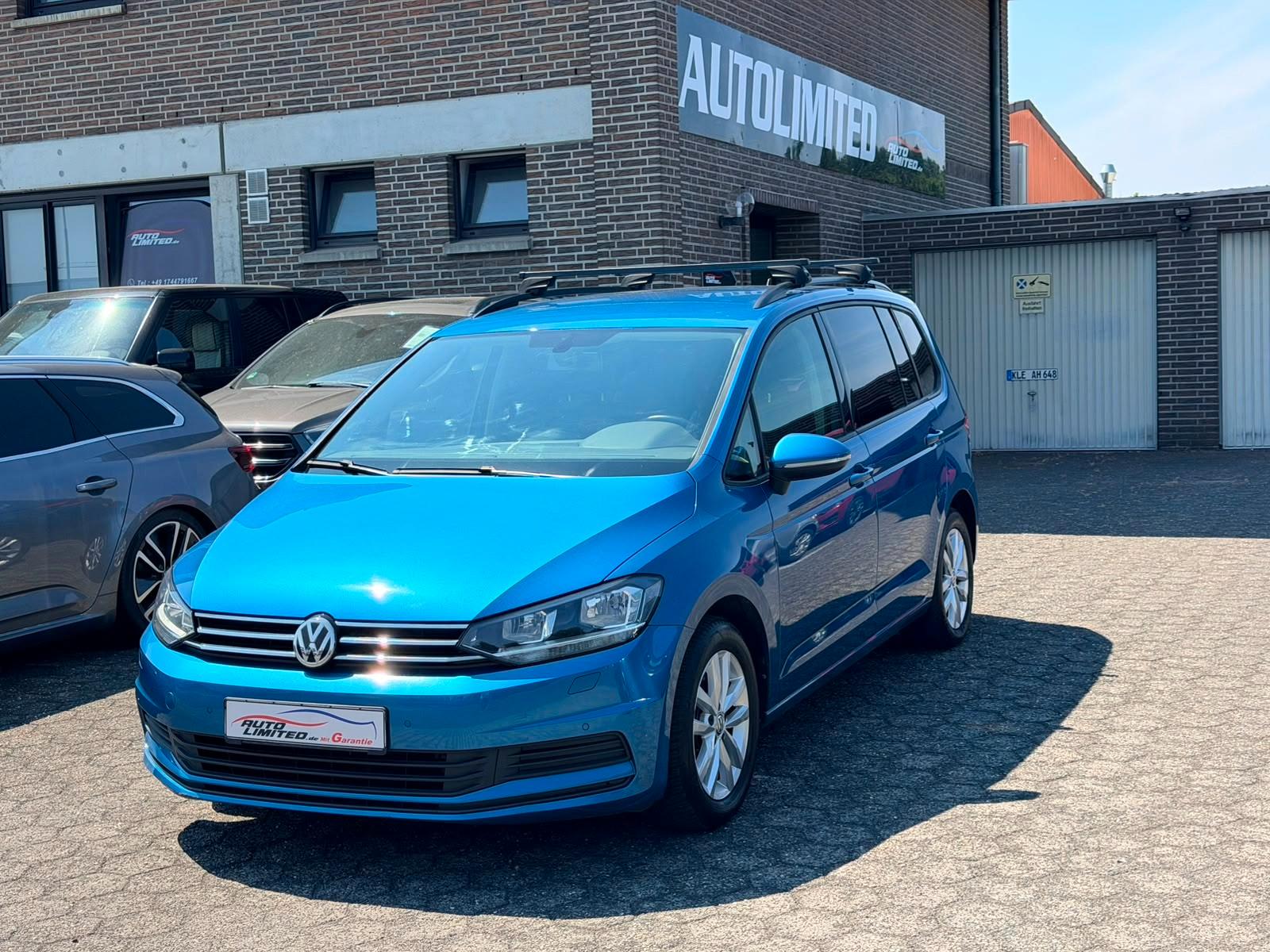 Volkswagen Touran Comfortline BMT/Start-Stopp 7-Sitzer/NAVI