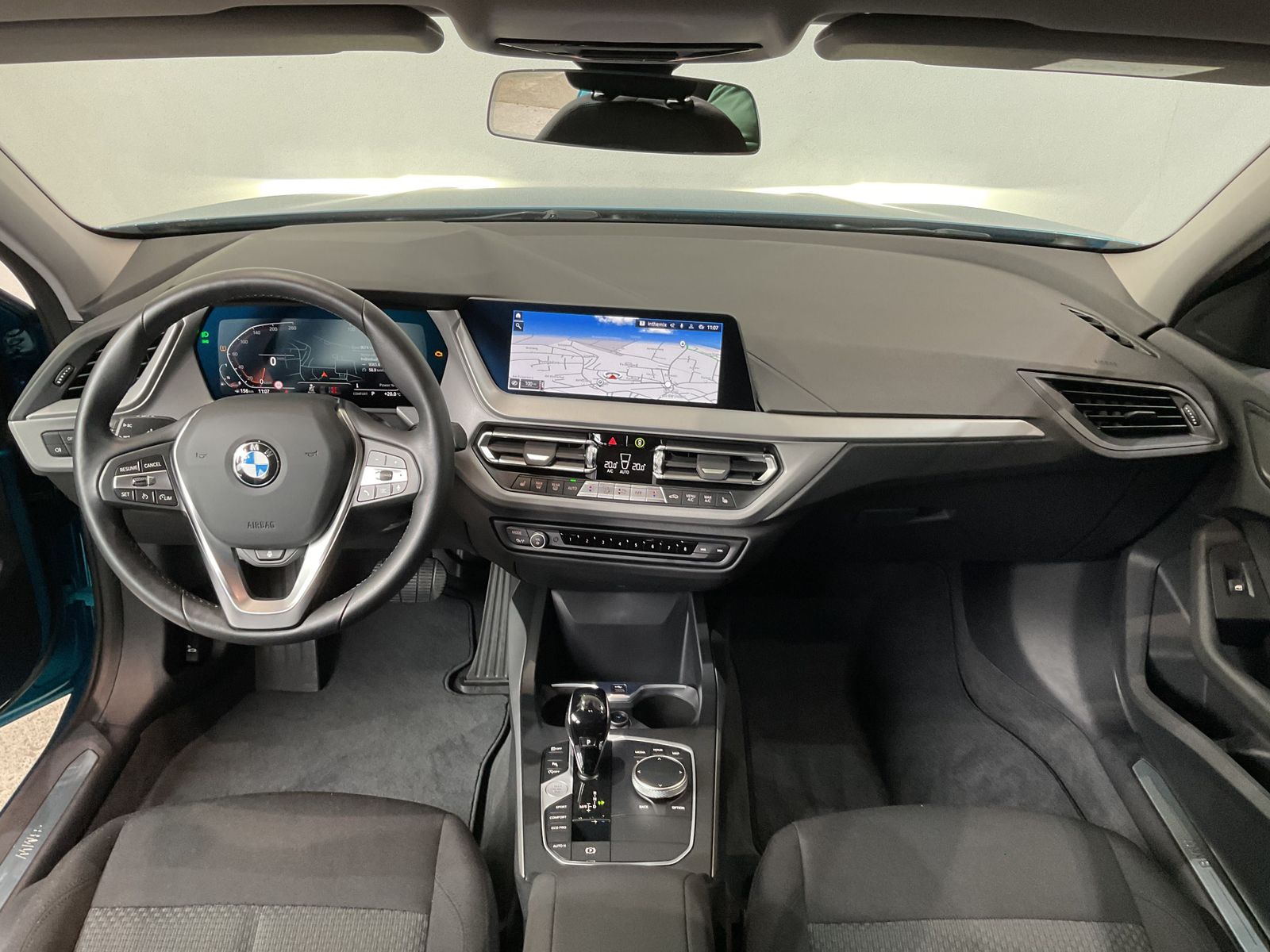 Fahrzeugabbildung BMW 116i | Außenspiegelpaket | Tempomat | Sitzheizun