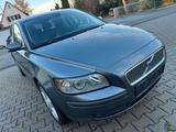 Volvo V50 Kombi 2.0 D Kinetic - Volvo V50 mit Diesel-Antrieb: 2.0