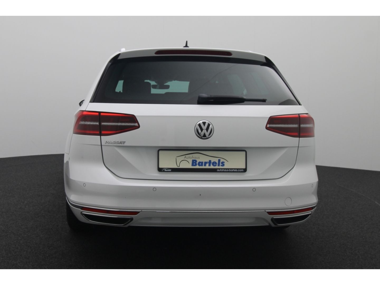 Fahrzeugabbildung Volkswagen Passat Variant 2.0 TDI Highline BMT Massage Kame
