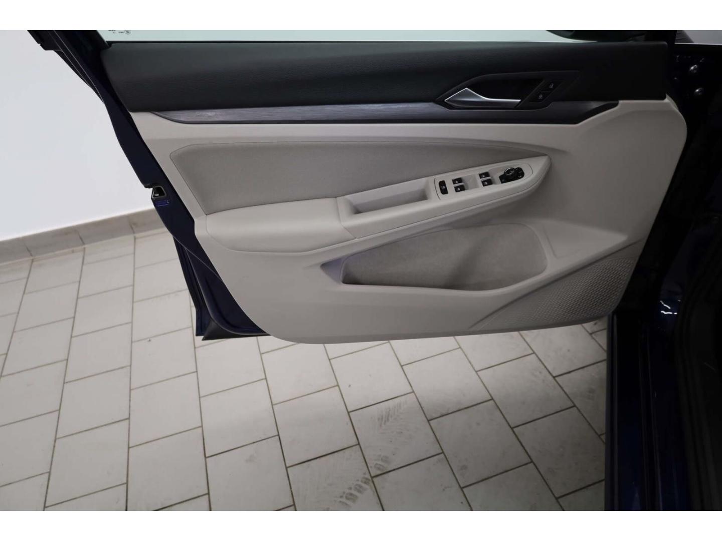 Volkswagen Golf 2.0 TSI Style DSG LED/NAV/RFK/ACC/PDC/SH, миниатюра 14