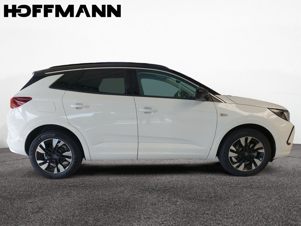 Fahrzeugabbildung Opel Grandland 1.2 DI Automatik Elegance