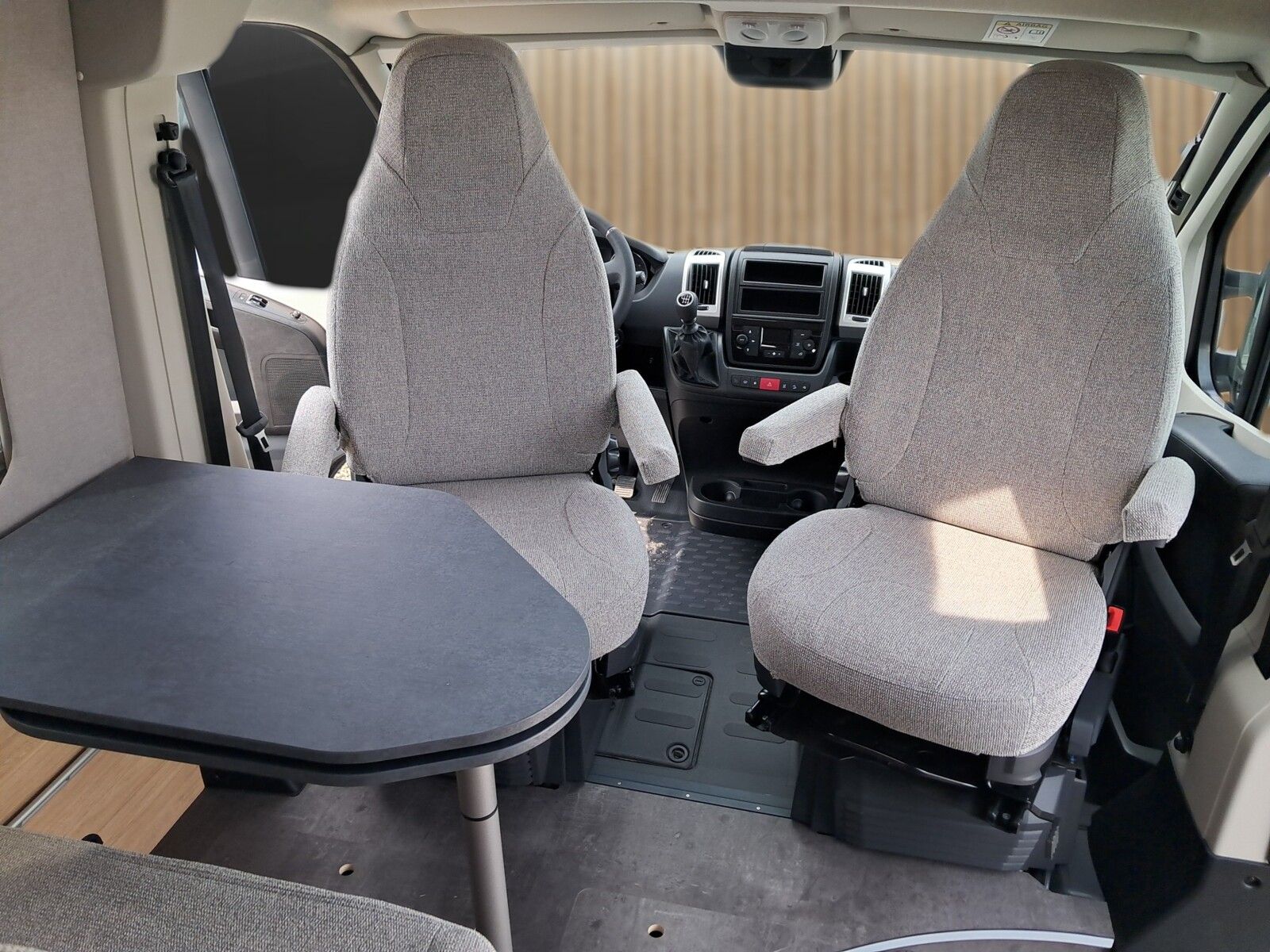 Fahrzeugabbildung Pössl Trenta 600 Citroen 140 PS 8210 geschenkt/All-In