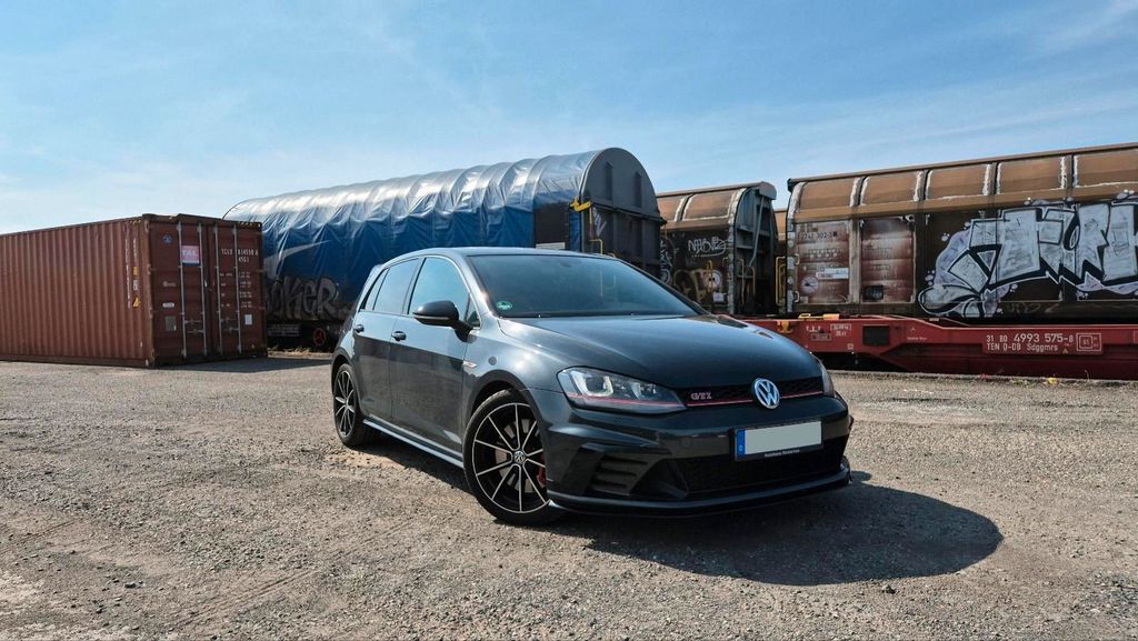 Image of Volkswagen Golf